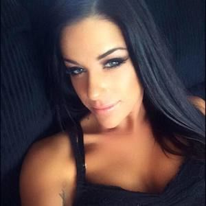 Meet your Posher, Annie