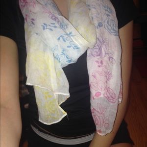 Colorful rose scarf!