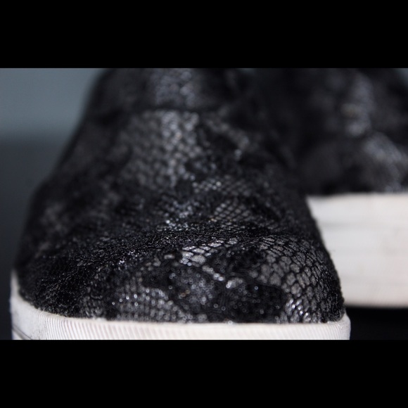 Black lace Platform sneakers - Picture 1 of 4