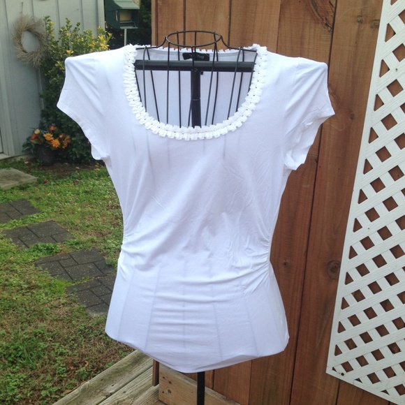 White Hpuse Black Market shirt