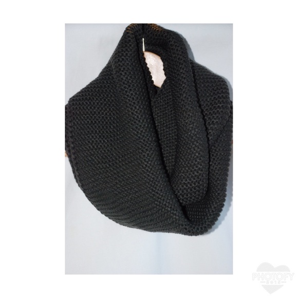 Knit Infinity Scarf Dark Gray