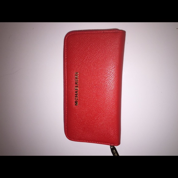 Michael kors wallet