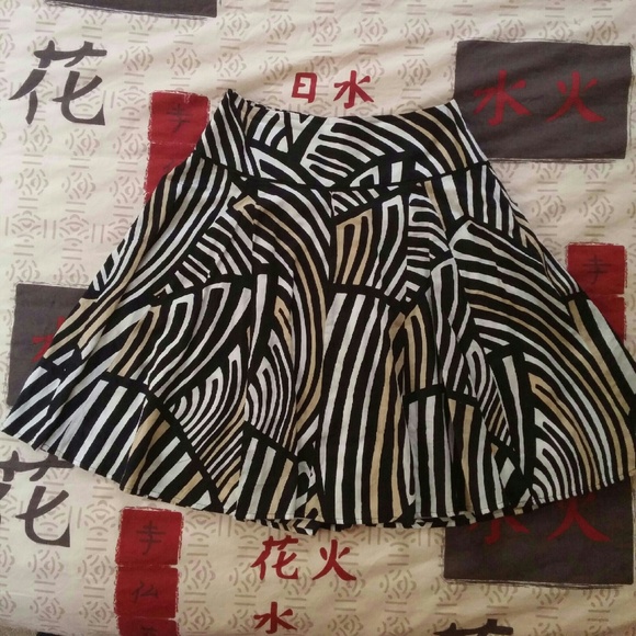 ON HOLD - White House Black Market Striped Skirt