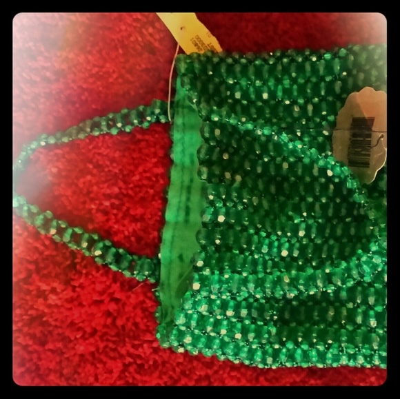 GENUINELY  GREEN BEADED BAG