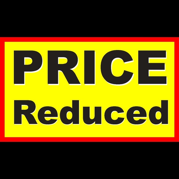 POST THANKSGIVING SALE IN MY CLOSET!!!!
