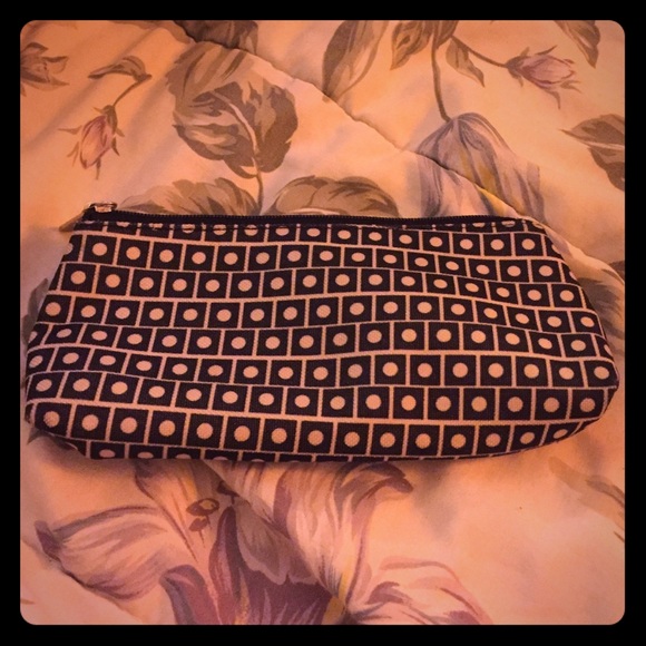 Estee lauder makeup pouch