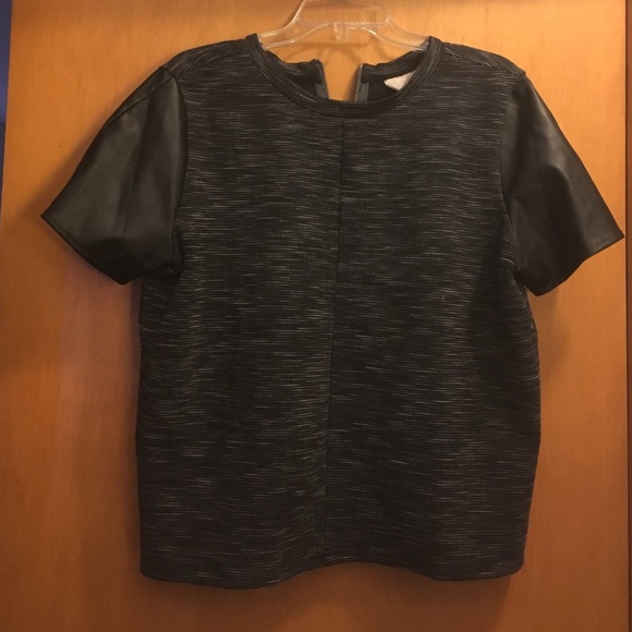 Loft multi-media shirt, great condition.