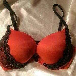 Very sexy Victoria Secret bra pushup 34d bra