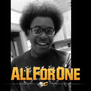 Meet your Posher, Dionte