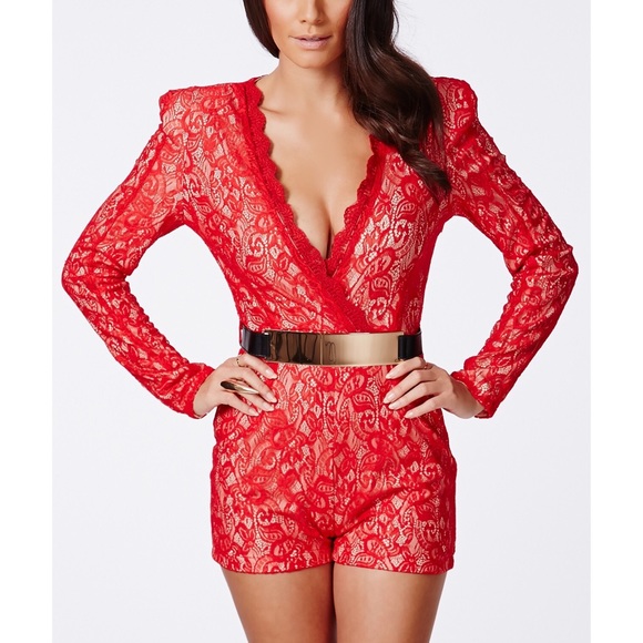 MISSGUIDED RED LACE PLAYSUIT