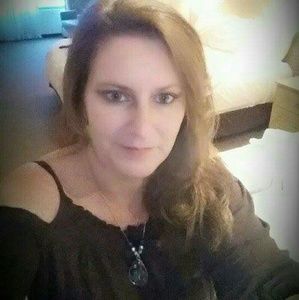 Meet your Posher, Goldie