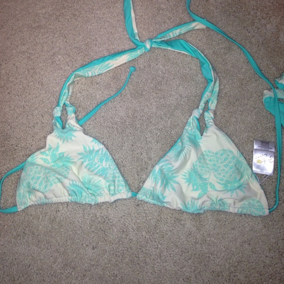Reversible body glove pineapple top L or M
