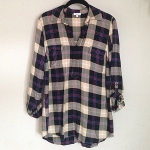 NWOT fitted flannel pattern blouse