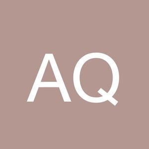 Meet your Posher, Angie