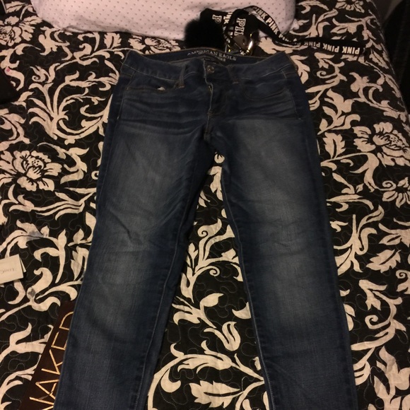 Dark blue american eagle skinny jeans!