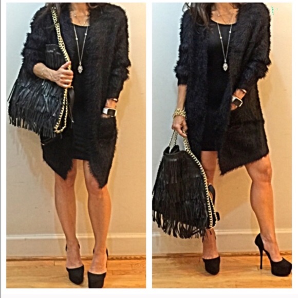 Most gorgeous fringe bag ONE HOUR SALE - Picture 3 of 4