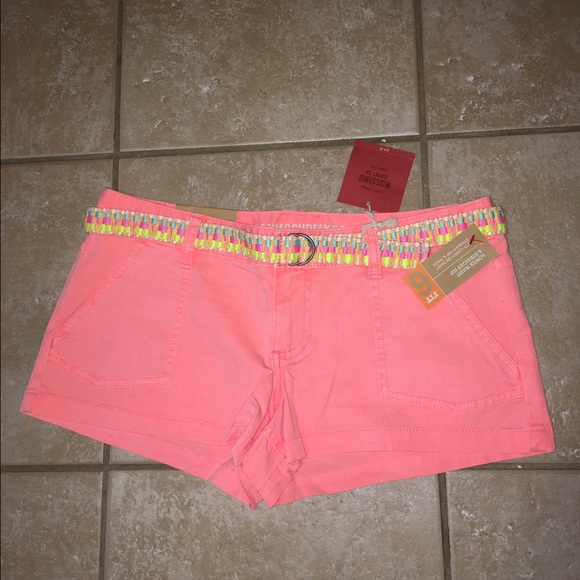 Mossimo Supply Co. Pants - PRICE DROP $12 MOSSIMO SUPPLY CO SHORTS