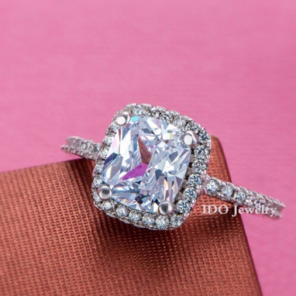 Princess Cut Ring🎀 - Picture 3 of 4