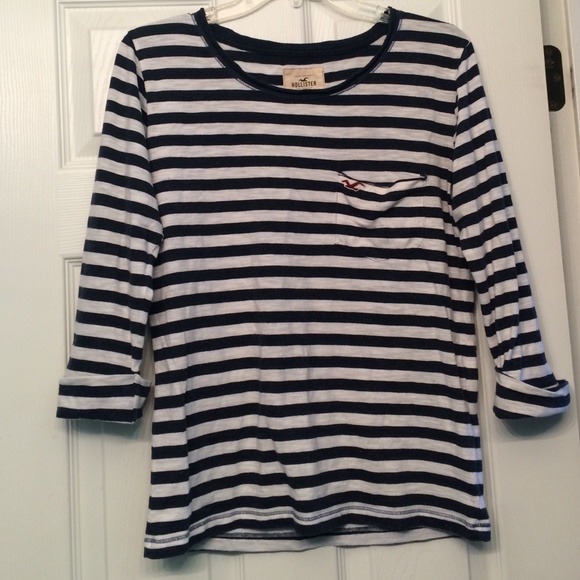 Navy/white stripped Hollister 3/4 long sleeve!