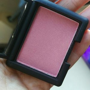 NARS deep throat blush. Travel size
