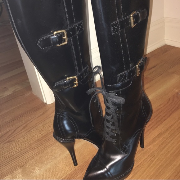 🎉🎊Gucci laceup boot🎉🎊HOST PICK🎊🎉HOSTPICK🎊🎉 - Picture 2 of 4