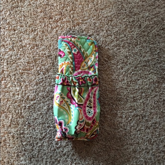 Vera Bradley straighten up and curl
