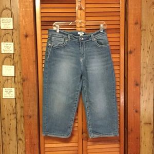 Ladies' Capri Jeans