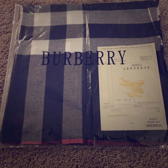 Scarves - Picture 1 of 1