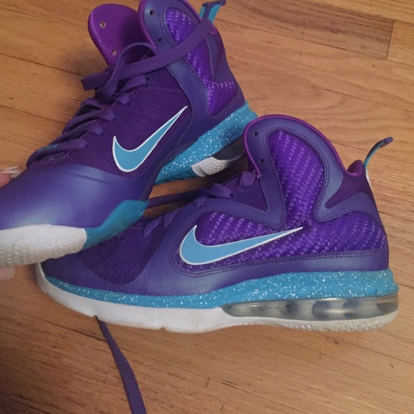 Lebrons size 5.5