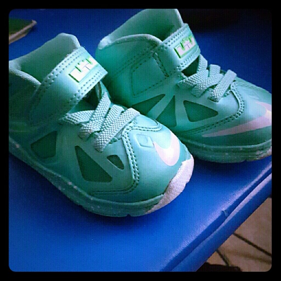 Nike Other - LeBron Toddler 5