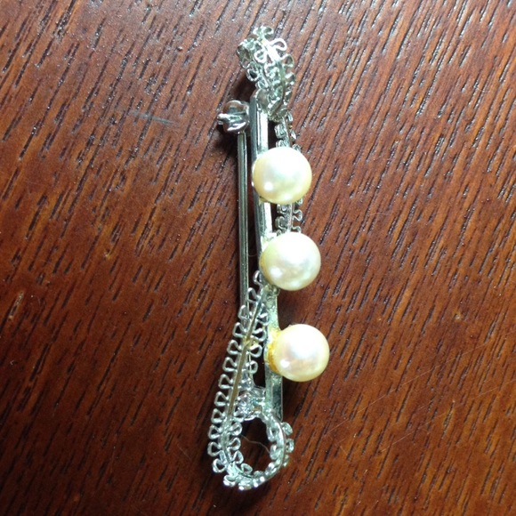 Vintage Real Pearl Pin Filigree Bar Pin Silver-tone - Picture 6 of 16