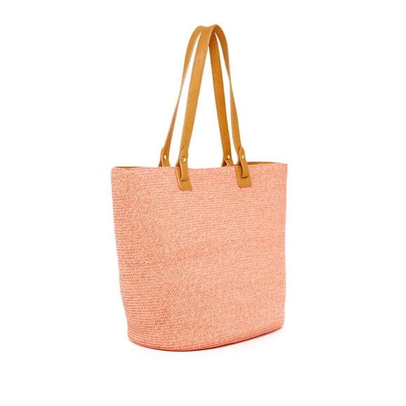 Peach Magid Straw tote. - Picture 2 of 3