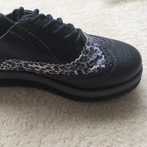 Black Creepers