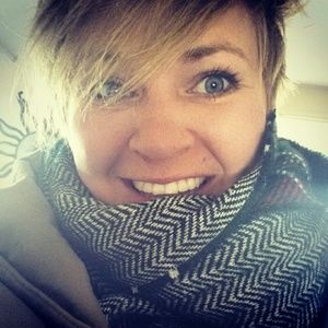 Meet your Posher, Kayla