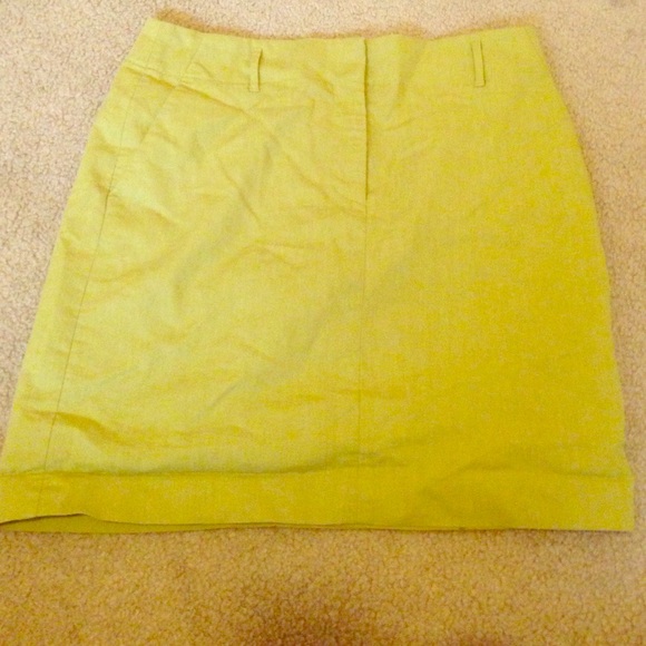 Linen, lime green LOFT pencil skirt