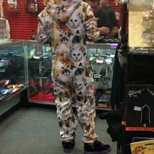 Meet your Posher, Roslyn