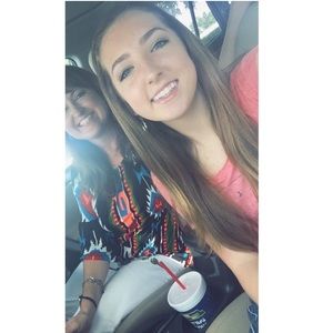 Meet your Posher, Stacie