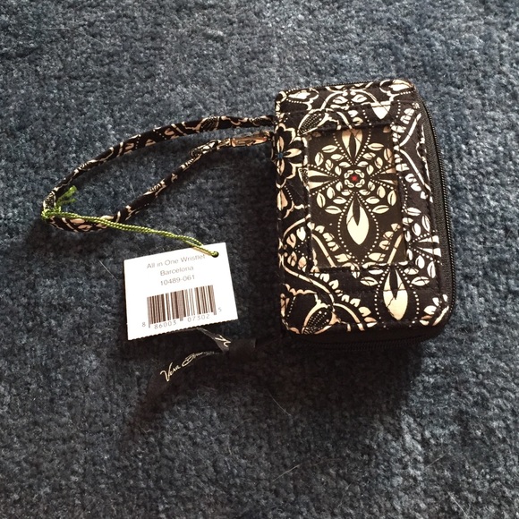 All in one wristlet