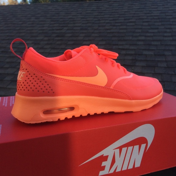 Air Max Thea - Coral
