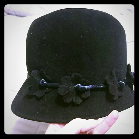 Winter wool hat - Navy blue