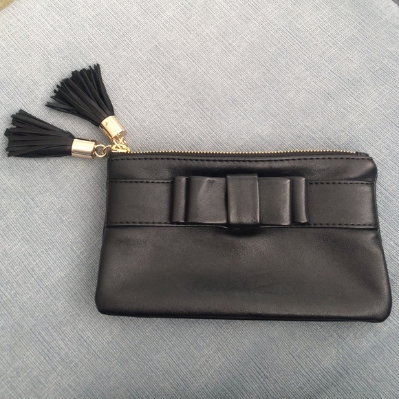 Ann Taylor black two zipper clutch