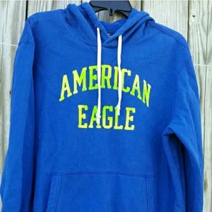 2 for ! Mens hoody plus a polo.