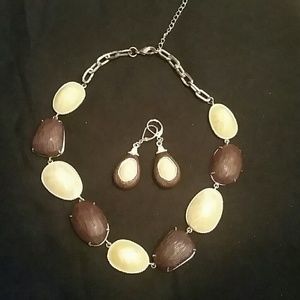 Necklace/earring set