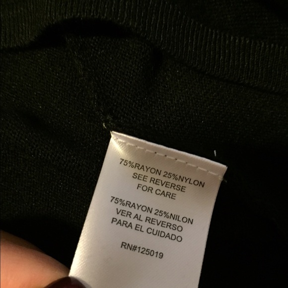 Lovely black sweater ๐ - Picture 3 of 4