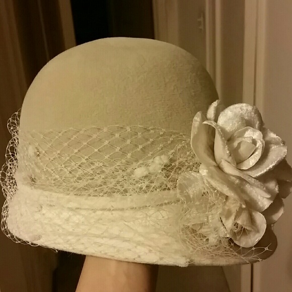 Vintage Frank Olive cream and taupe wool hat