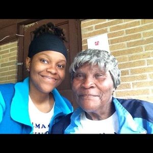 Meet your Posher, Mikesha