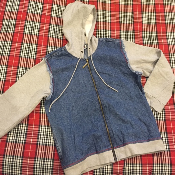 90s zip up