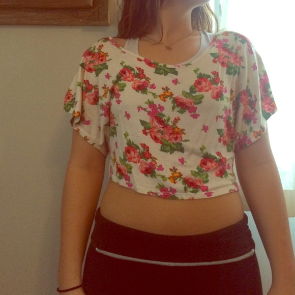 Cute and flirty for the summer! - Picture 1 of 1