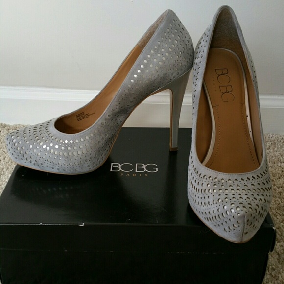 BCBG Paris Pumps