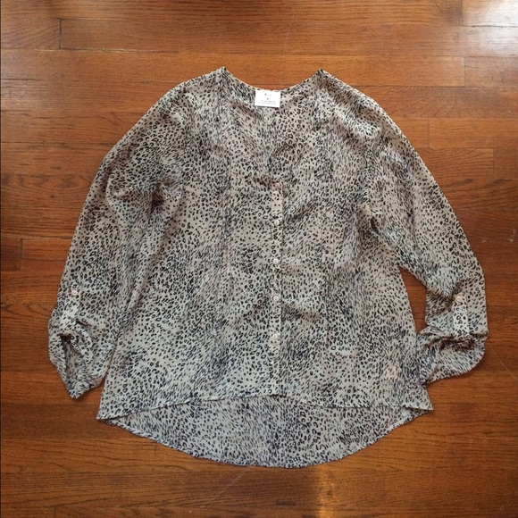 Cheetah Print Button Down Blouse - Picture 4 of 4